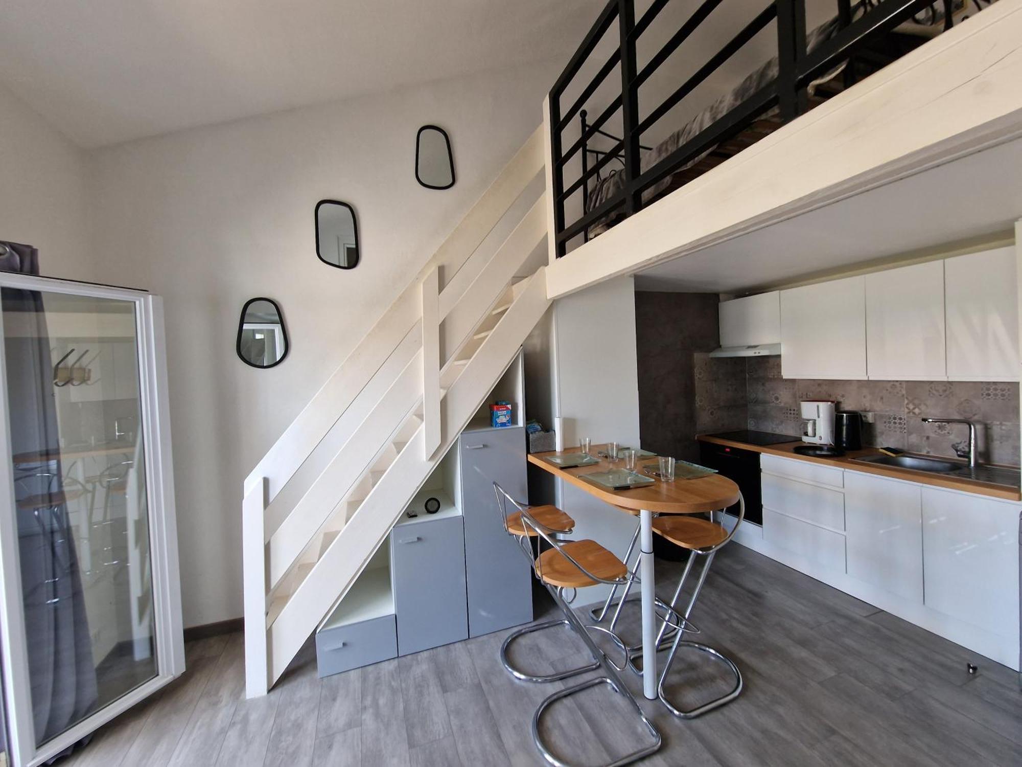 Apartment A 100 M - Moderne ! *